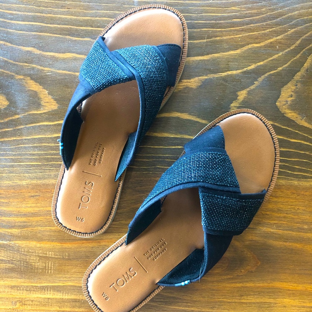 TOMS Viviana Sandal